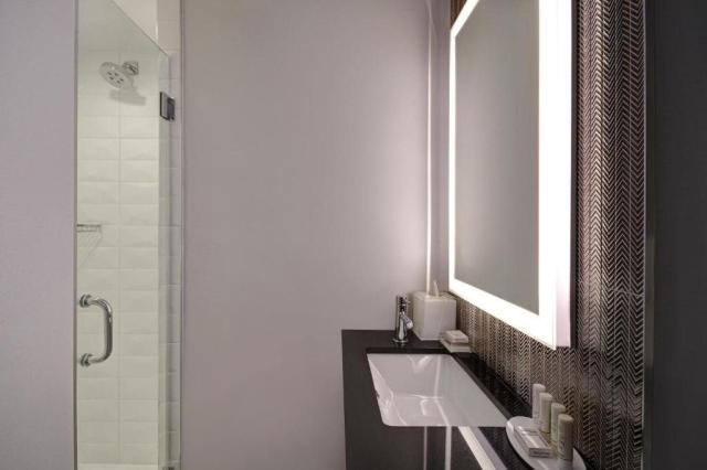 SpringHill Suites by Marriott New York Park Avenue