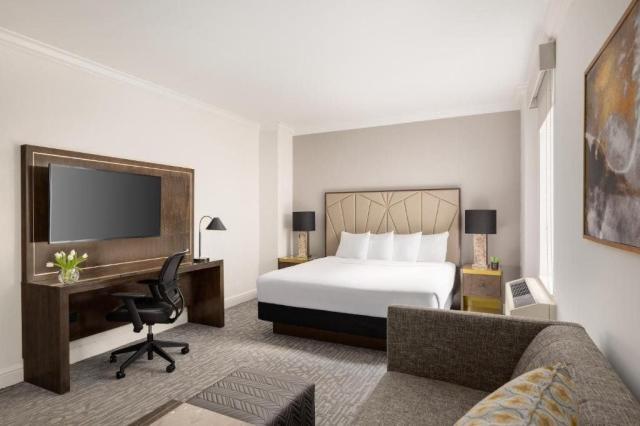Hotel Martinique New York on Broadway, Curio Collection by Hilt