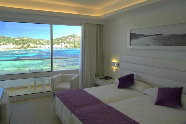 Argos Hotel