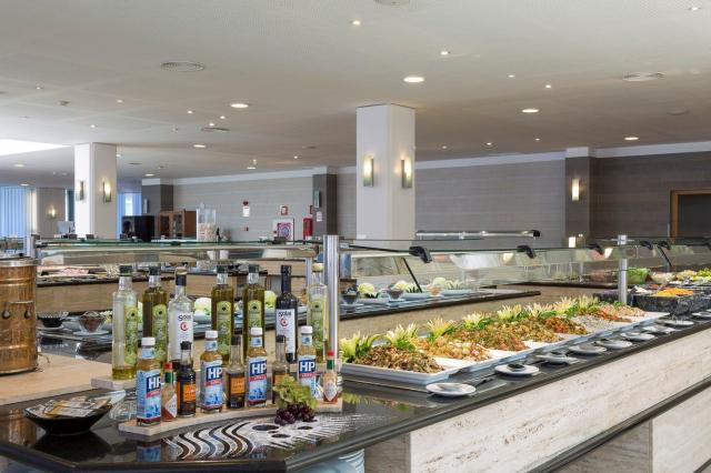 Hotel Grand Palladium Palace Ibiza Resort and Spa