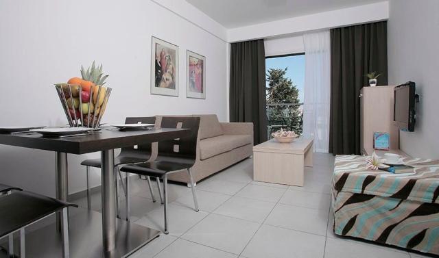 Anemi Hotel & Suites