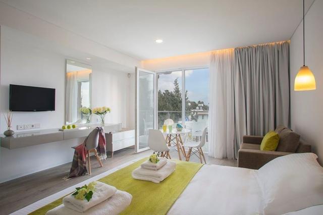 Anemi Hotel & Suites