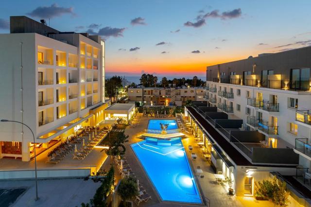 Anemi Hotel & Suites