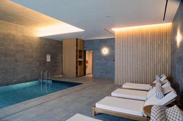 Anemi Hotel & Suites