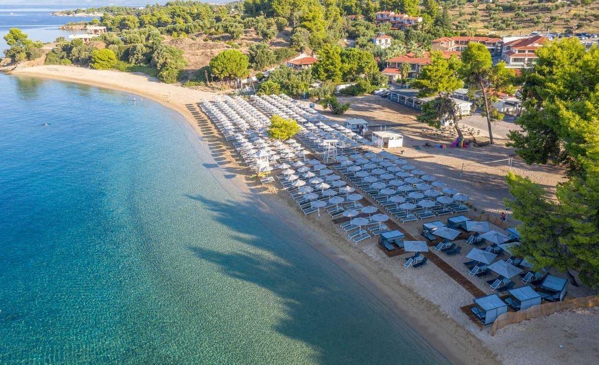 Lagomandra Beach Hotel