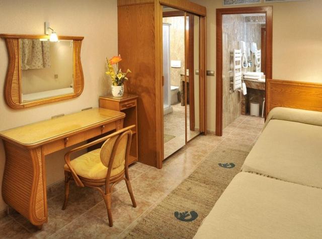 Kaktus Albir Hotel