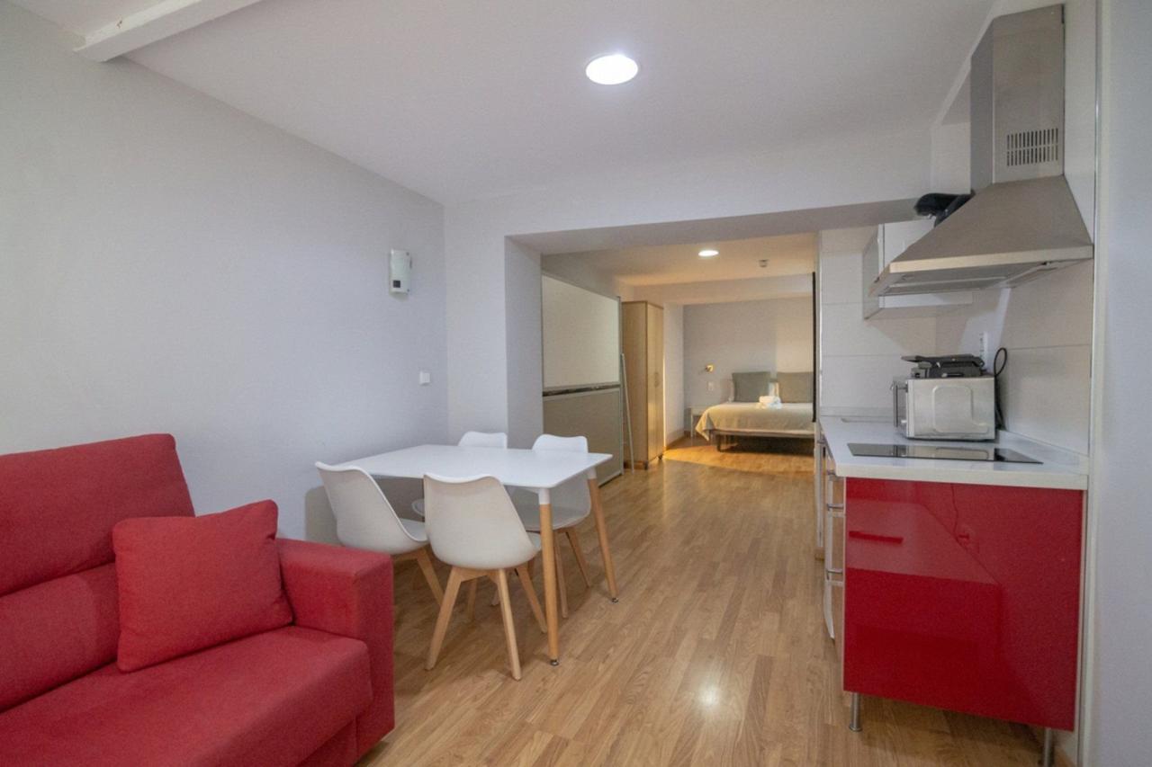 La Milagrosa Hotel and Apartments
