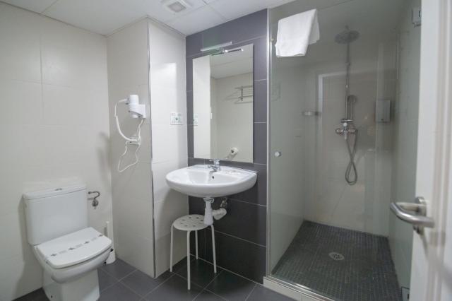 La Milagrosa Hotel and Apartments