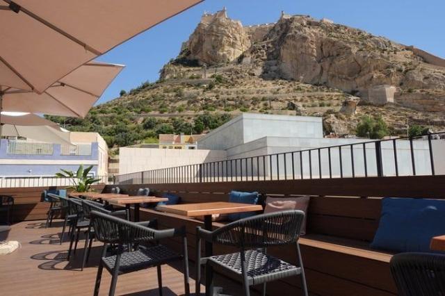 La Milagrosa Hotel and Apartments