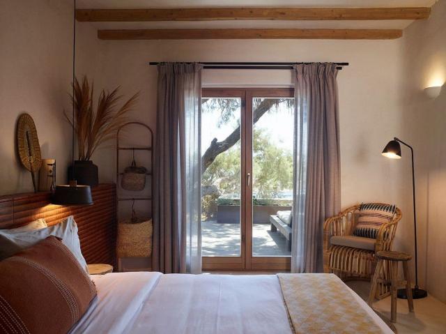 The Wild Hotel by Interni