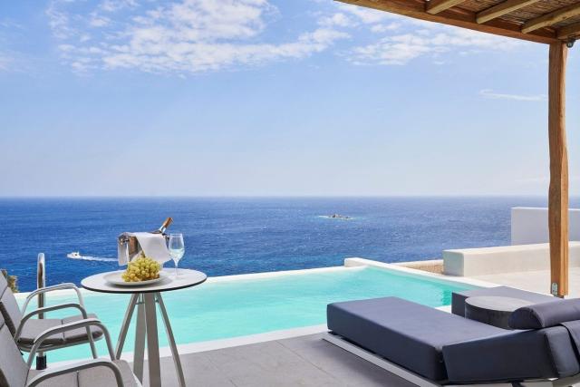 Radisson Blu Euphoria Resort