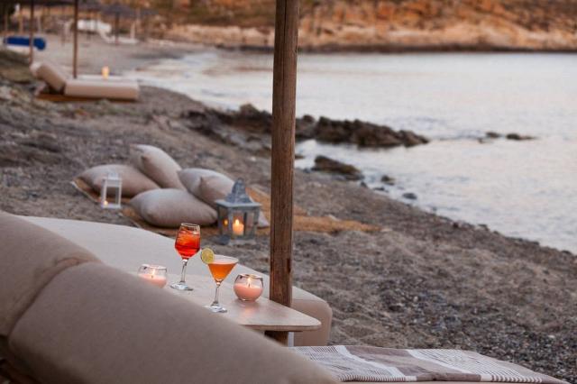 Casa Del Mar Mykonos Seaside Resort