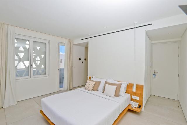 Mykonos Dove Beach Hotel