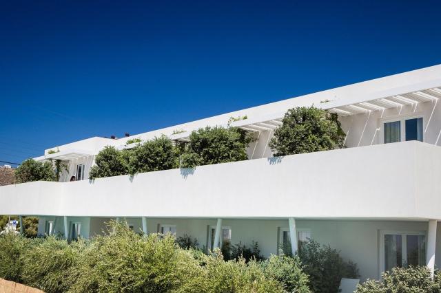 Mykonos Dove Beach Hotel
