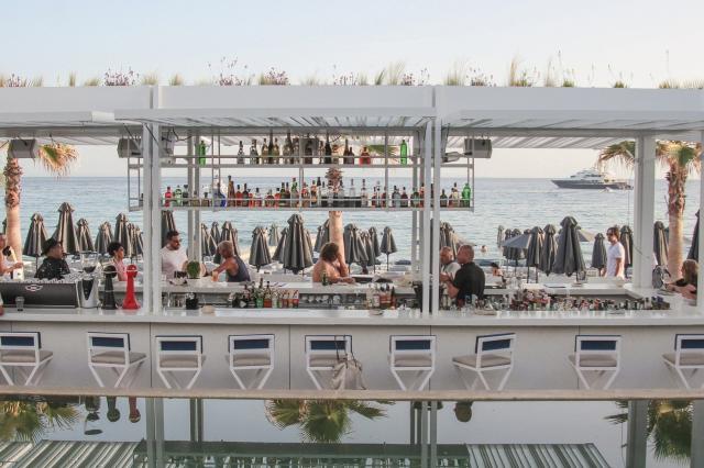 Mykonos Dove Beach Hotel