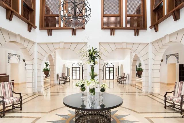 Pine Cliffs Resort, the Luxury Collection