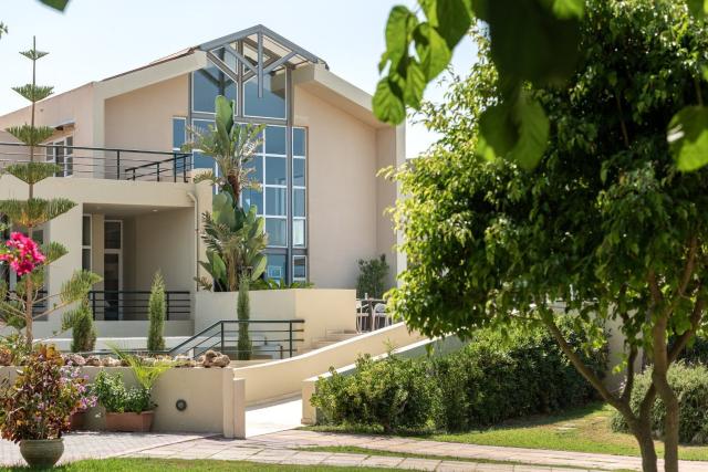 Hotel Minos Mare