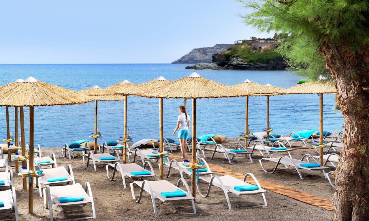 Hotel Out Of The Blue Beach Resort (Ex. Capsis Elite Resort)