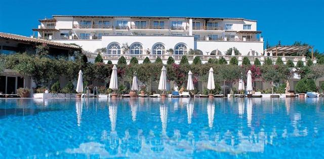 Hotel Out Of The Blue Beach Resort (Ex. Capsis Elite Resort)