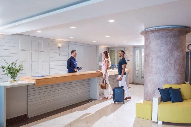 Hotel Mistral Mare