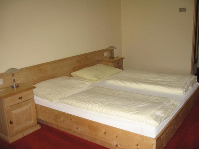 Hotel Penzion Carossa