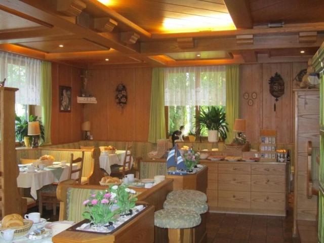 Hotel Penzion Carossa