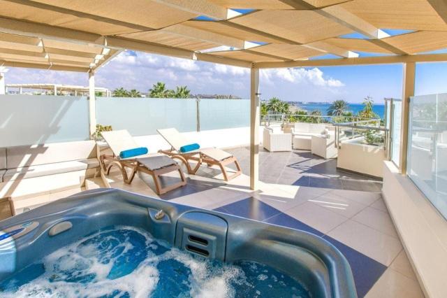 Hotel Golden Bay Beach