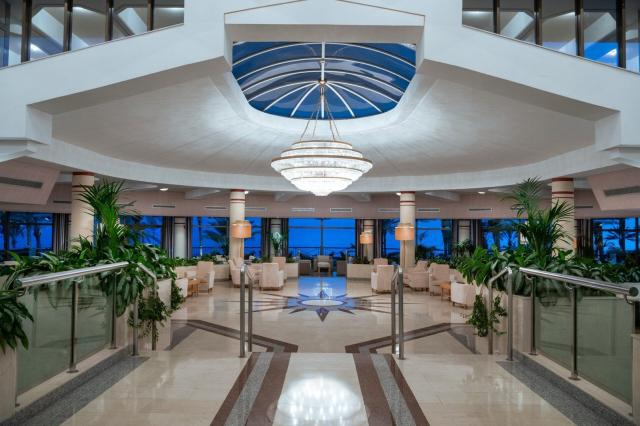 Hotel Constantinou Bros Athena Beach