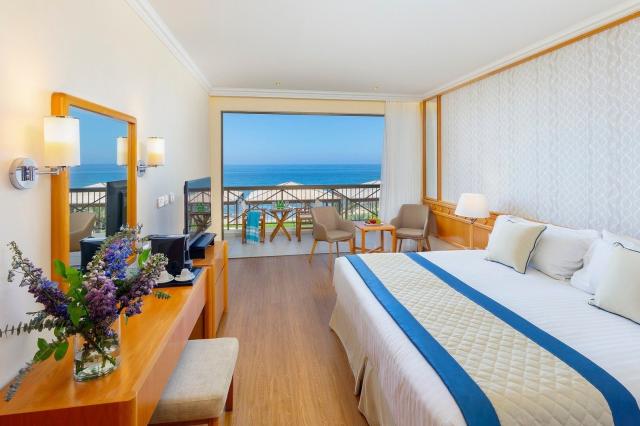 Hotel Constantinou Bros Athena Beach
