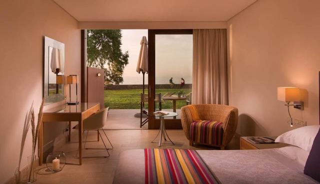 Hotel Kernos Beach