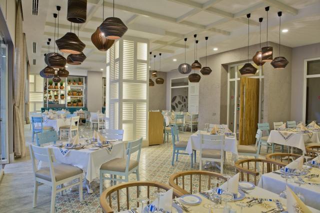 Hotel Akra Kemer (ex. Hotel Barut Kemer)