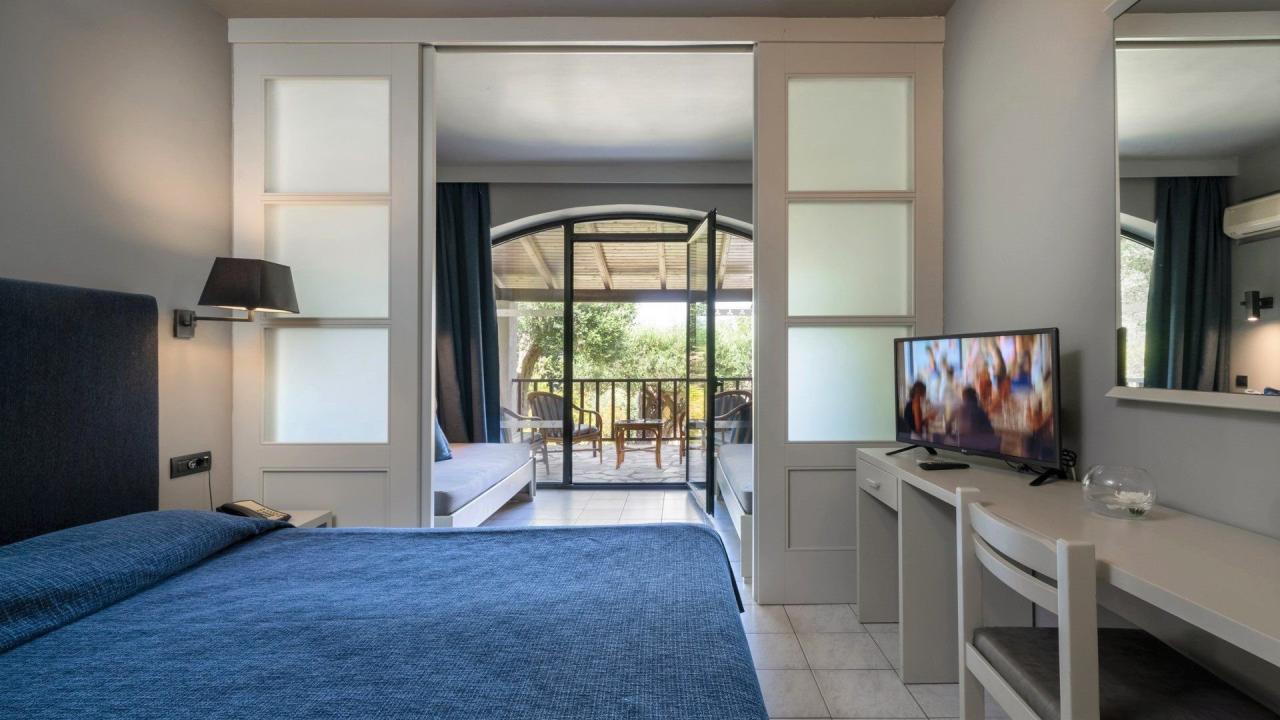 Hotel Aeolos Beach