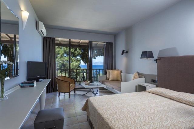 Hotel Aeolos Beach