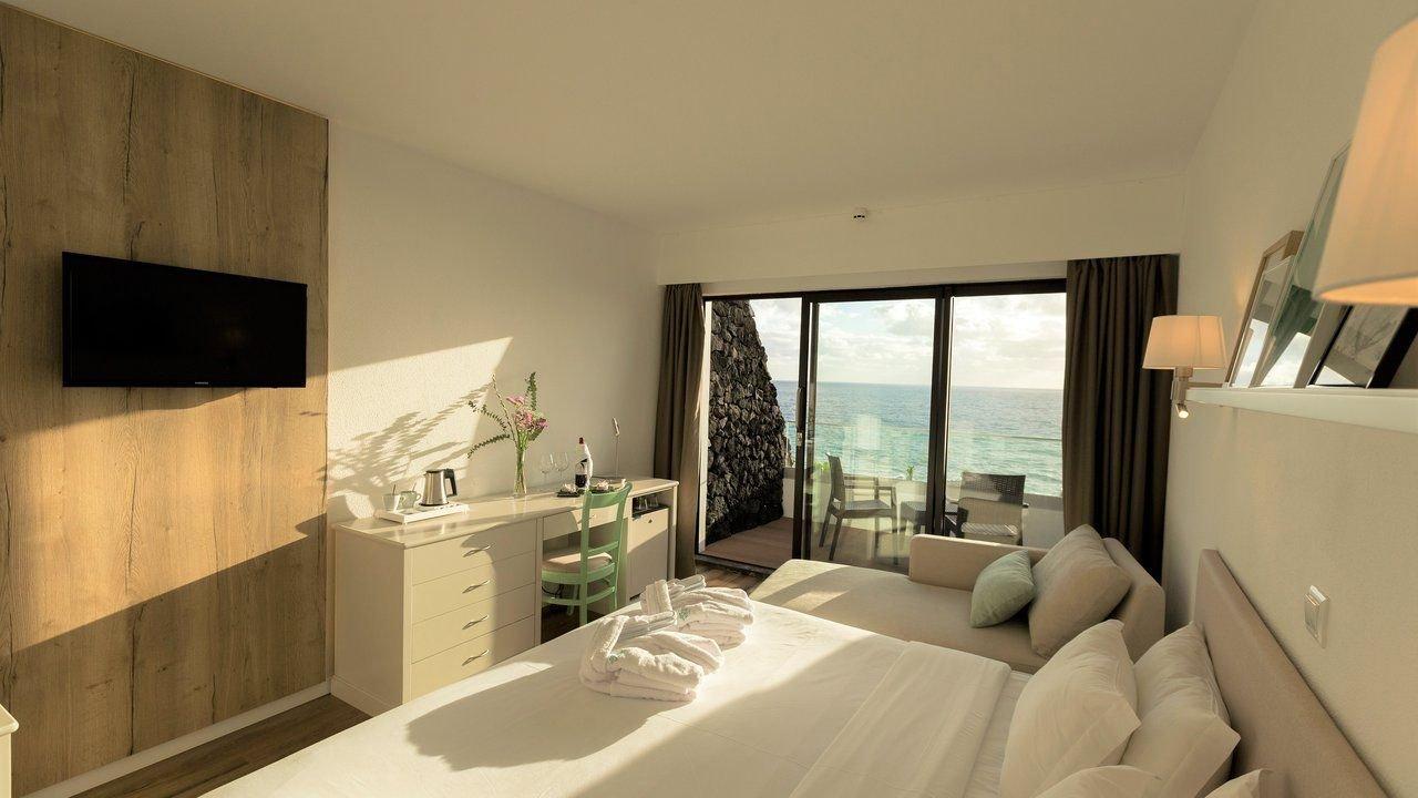 Caloura Hotel Resort