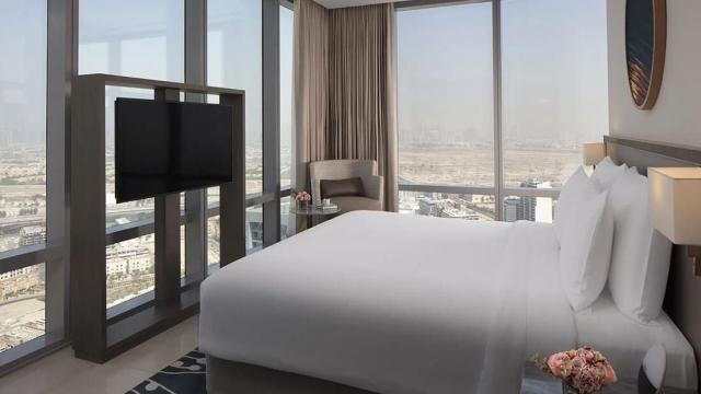 Hotel The First Collection JVC