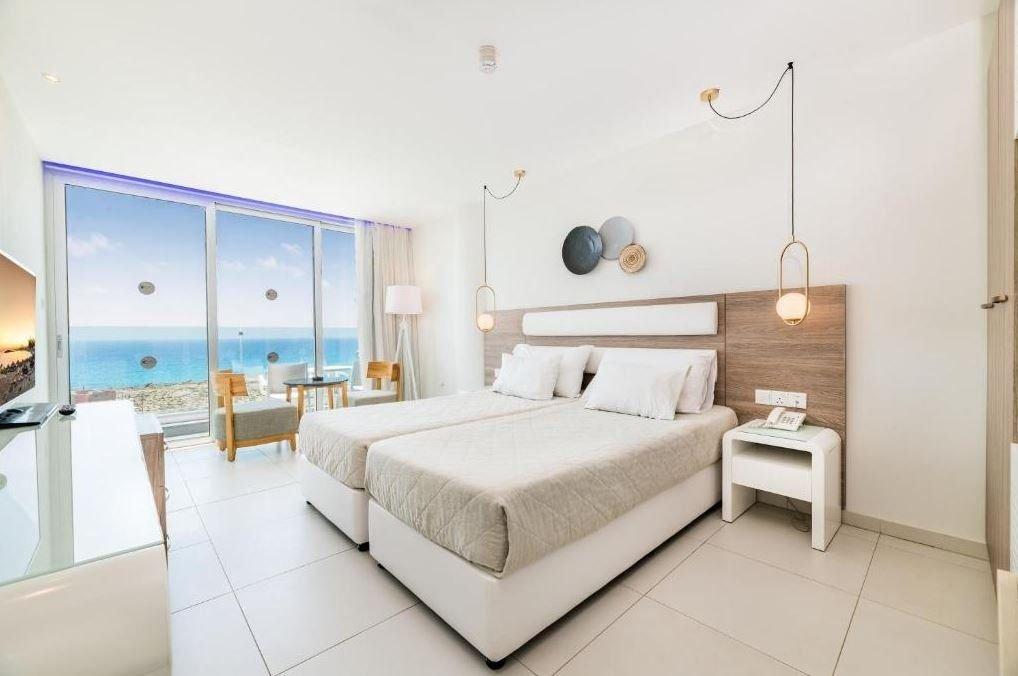 Hotel Tasia Maris Sands