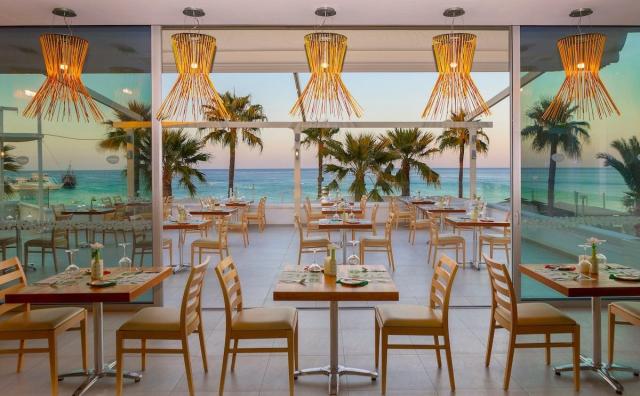 Vrissaki Beach Hotel
