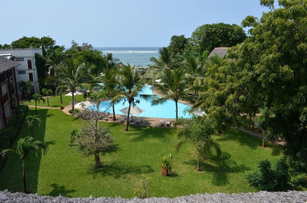 Hotel Baobab Beach Resort & SPA