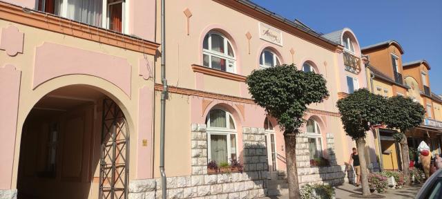 Hotel Átrium