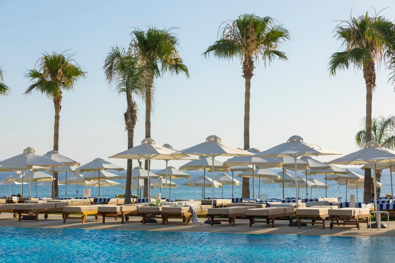 Hotel Constantinos The Great Beach