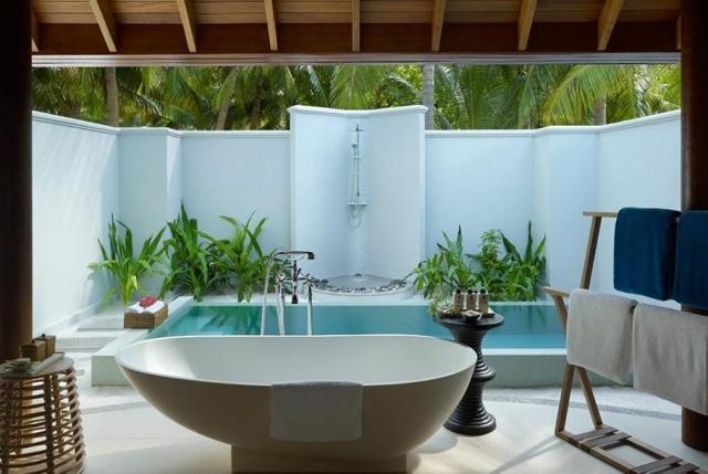 Dusit Thani Maldives