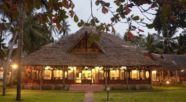 Hotel Neptune Village Beach Resort & Spa