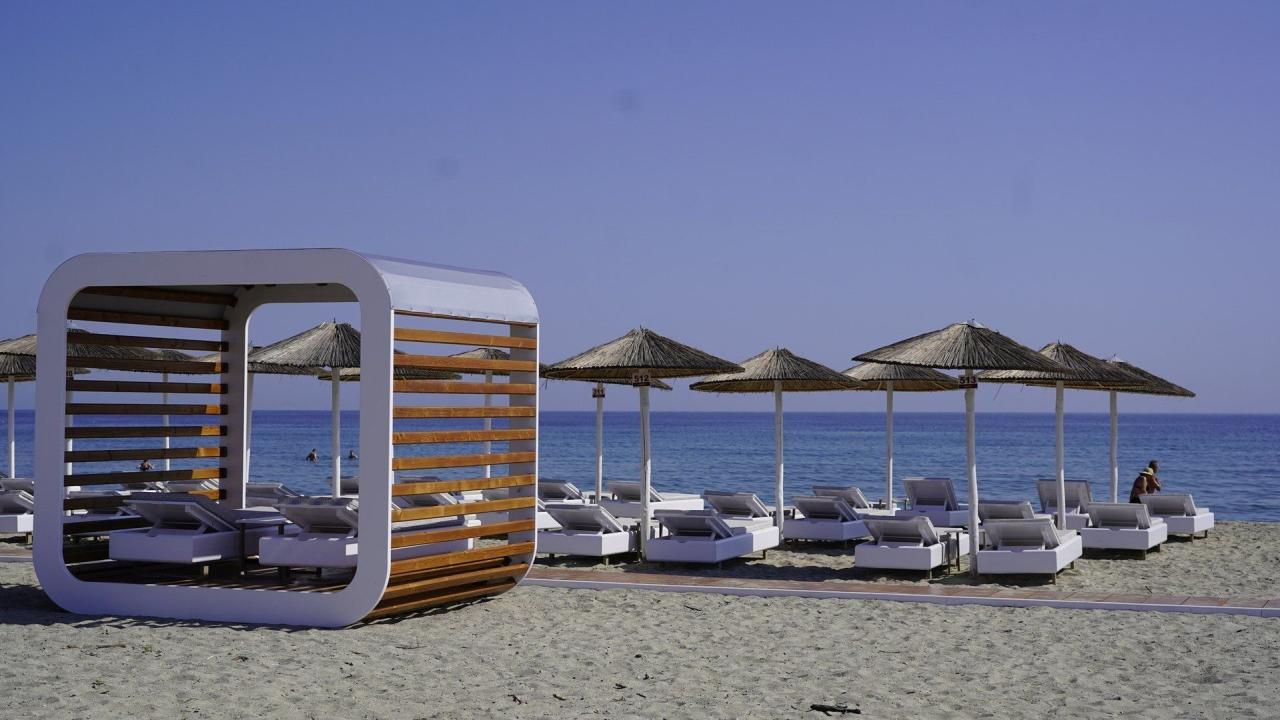 Evilion Sea and Sun Hotel