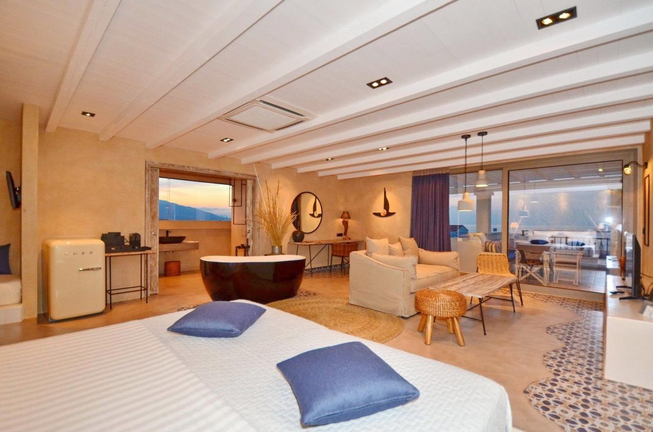Evilion Sea and Sun Hotel