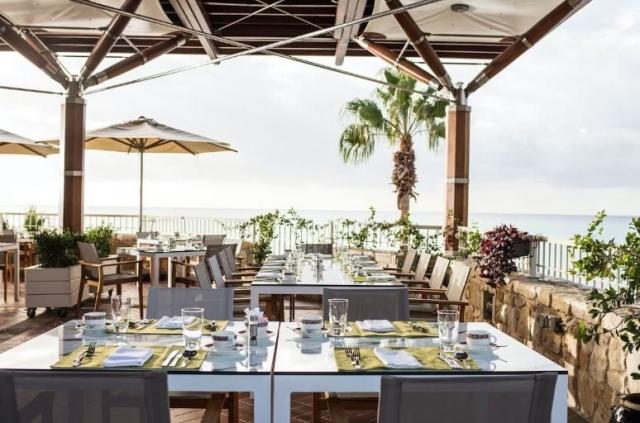 Columbia Beach Resort