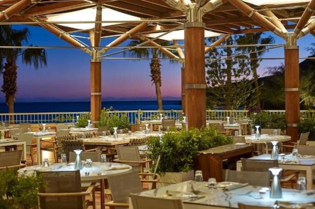 Columbia Beach Resort