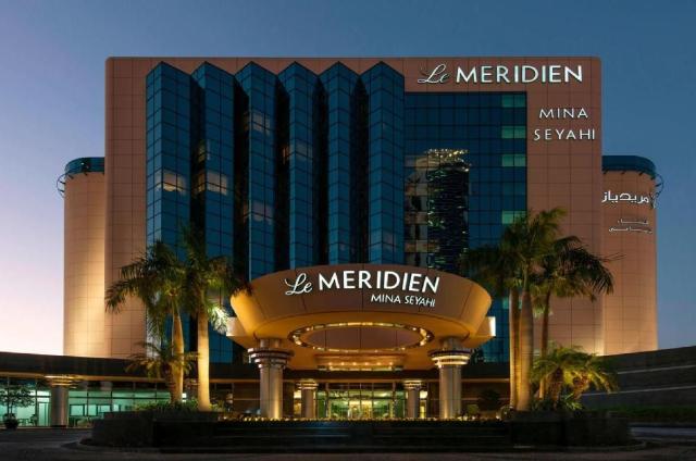 Hotel Le Meridien Mina Seyahi Beach Resort & Marina