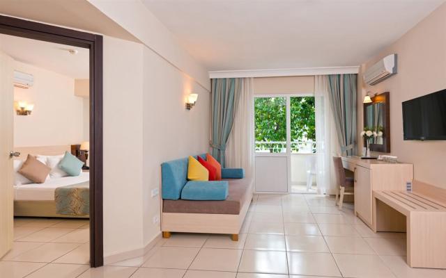 Hotel Club Sidelya