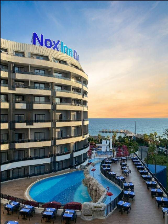 Hotel Noxinn Deluxe