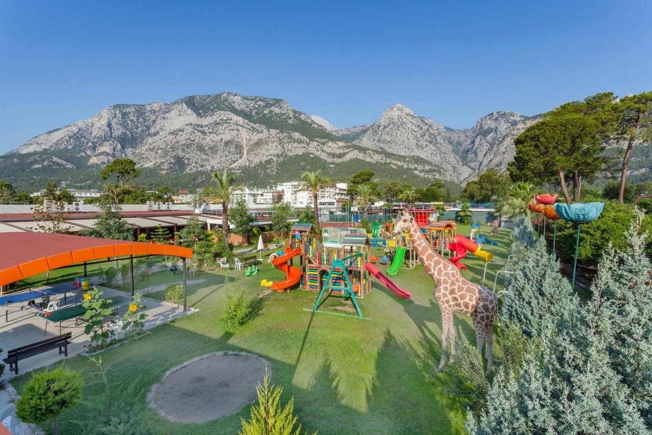 Hotel Club Belpinar
